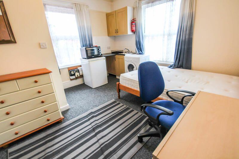 Additional property image - Queens Park Gardens, Bournemouth