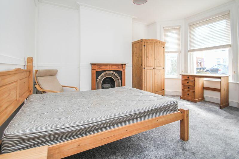 Additional property image - Winton, Bournemouth