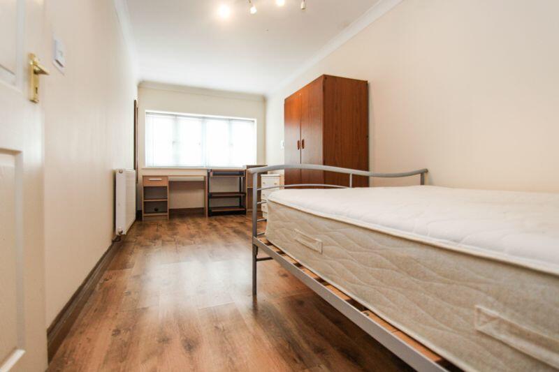 Additional property image - Moordown, Bournemouth