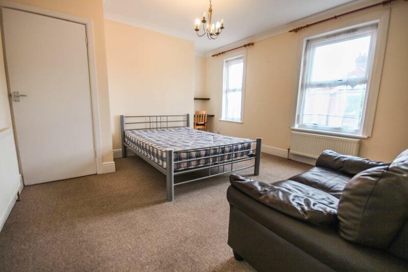 Additional property image - Winton, Bournemouth
