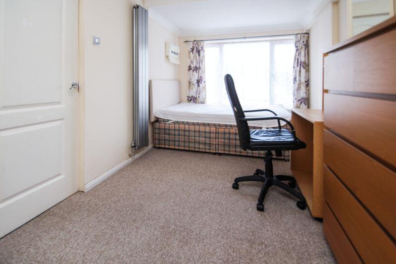 Additional property image - Winton, Bournemouth
