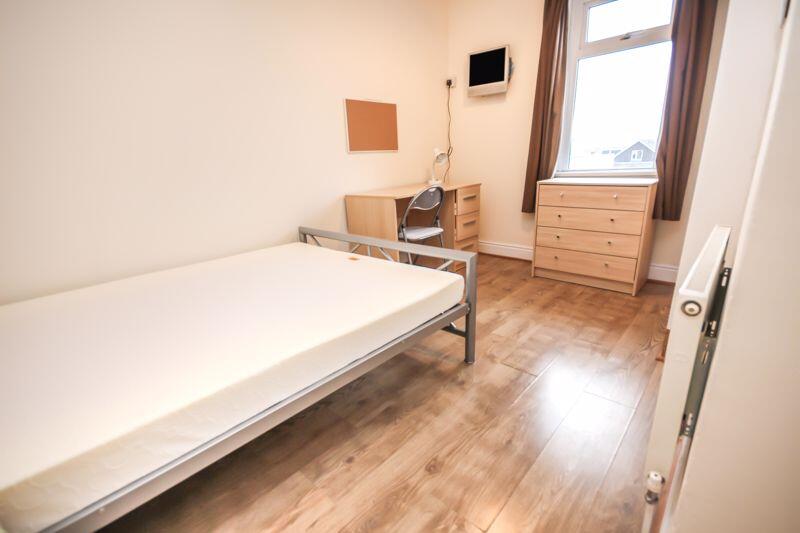 Additional property image - Wallisdown Road, Student House