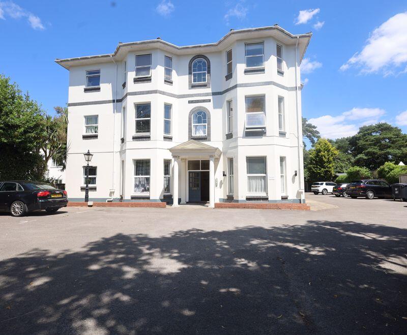 Main image of property: Large Character Apartment On Lansdowne Road, Bournemouth