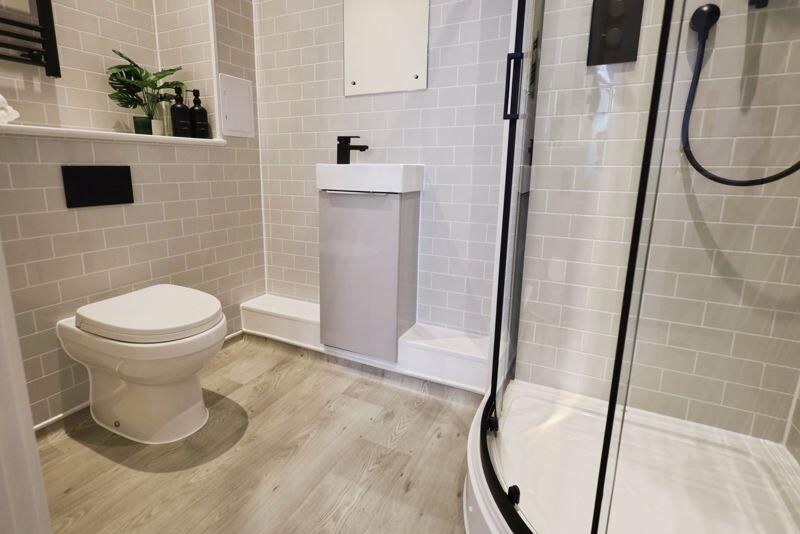 Additional image 4 of Luxury apartment with bills included moments from beach