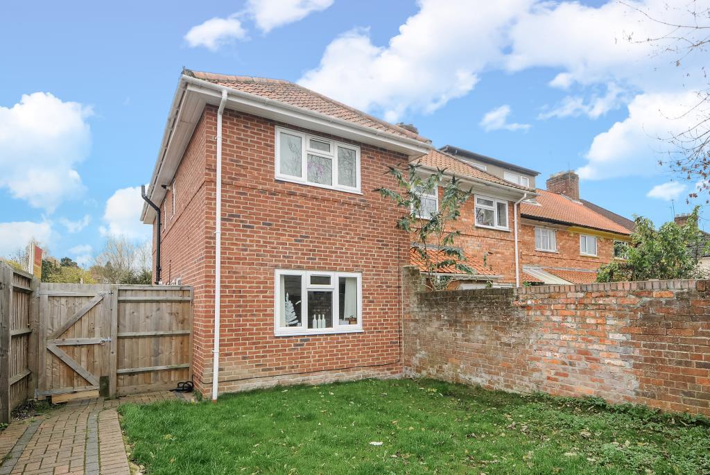 Main image of property: Valentia Road, Headington, OX3