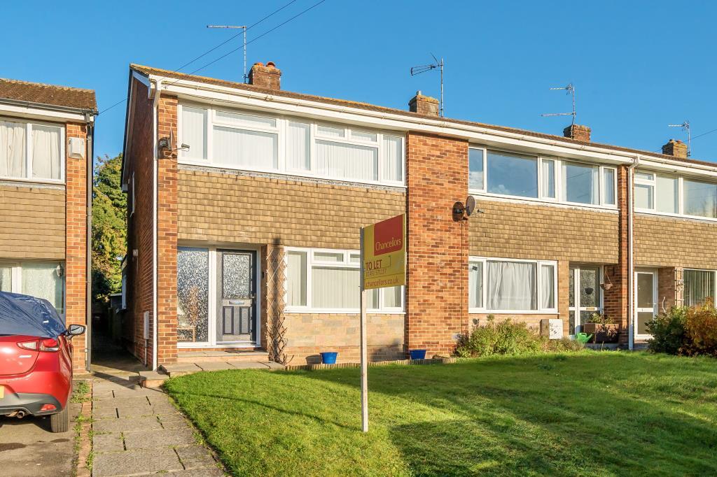 Main image of property: Farm Close, Chalgrove, OX44
