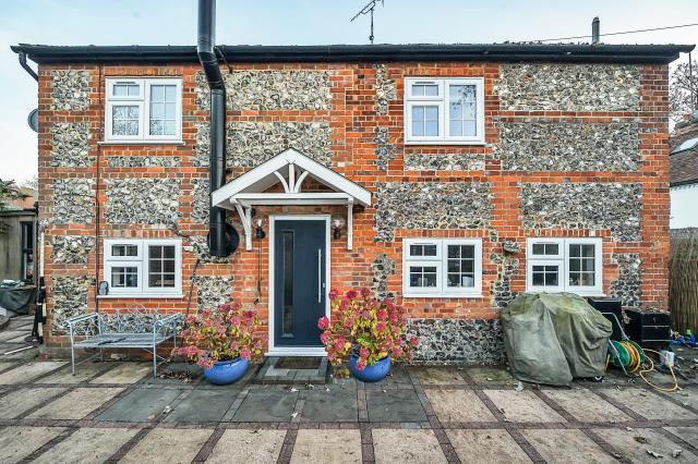 Main image of property: Wargrave Road, Henley On Thames, RG9