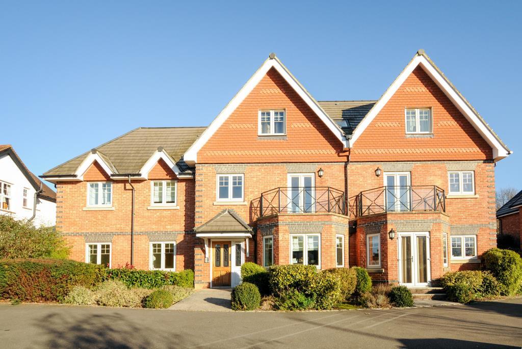 Main image of property: Templeside Gardens, High Wycombe, HP12