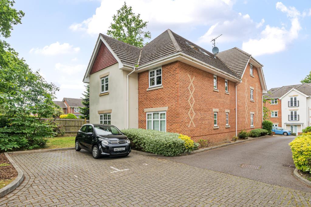Main image of property: Lightwater, Surrey, GU18