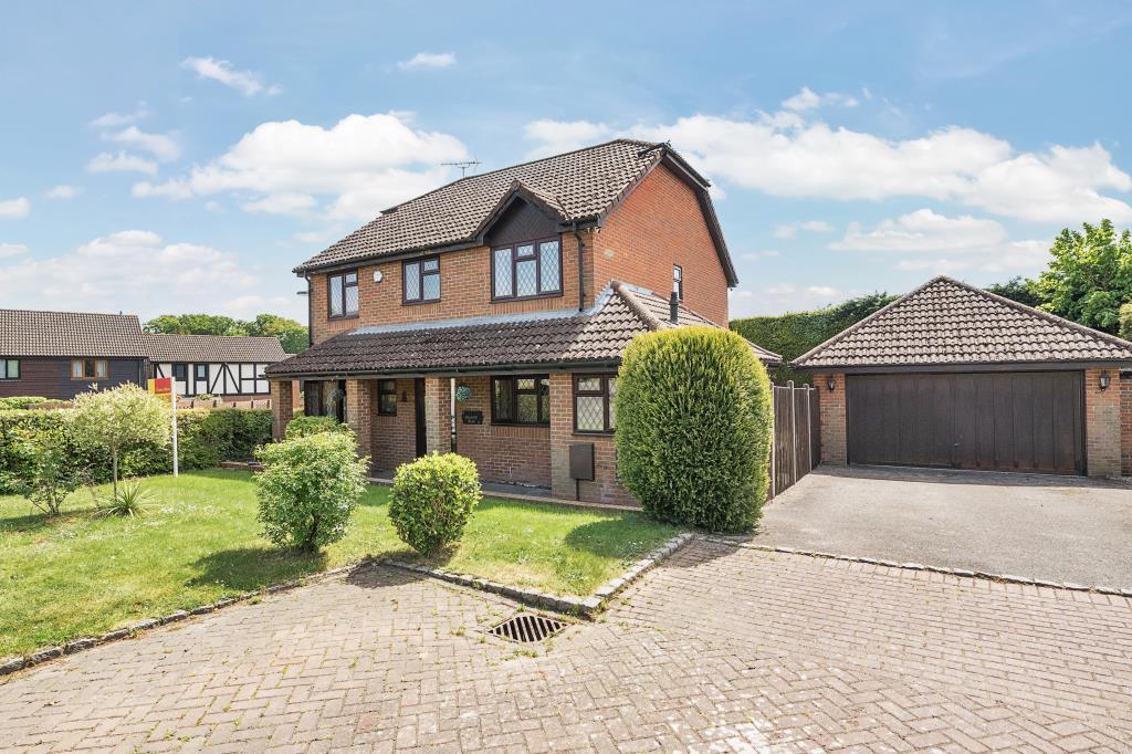 Main image of property: Windmill Field, Windlesham, GU20
