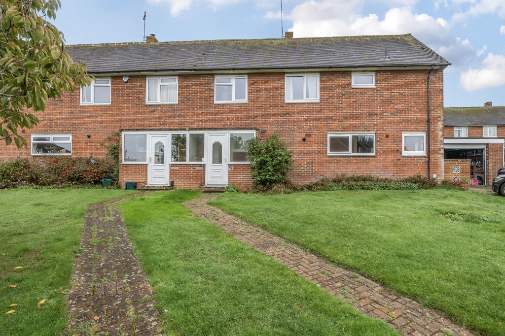 Main image of property: Newbury, BERKS, RG14