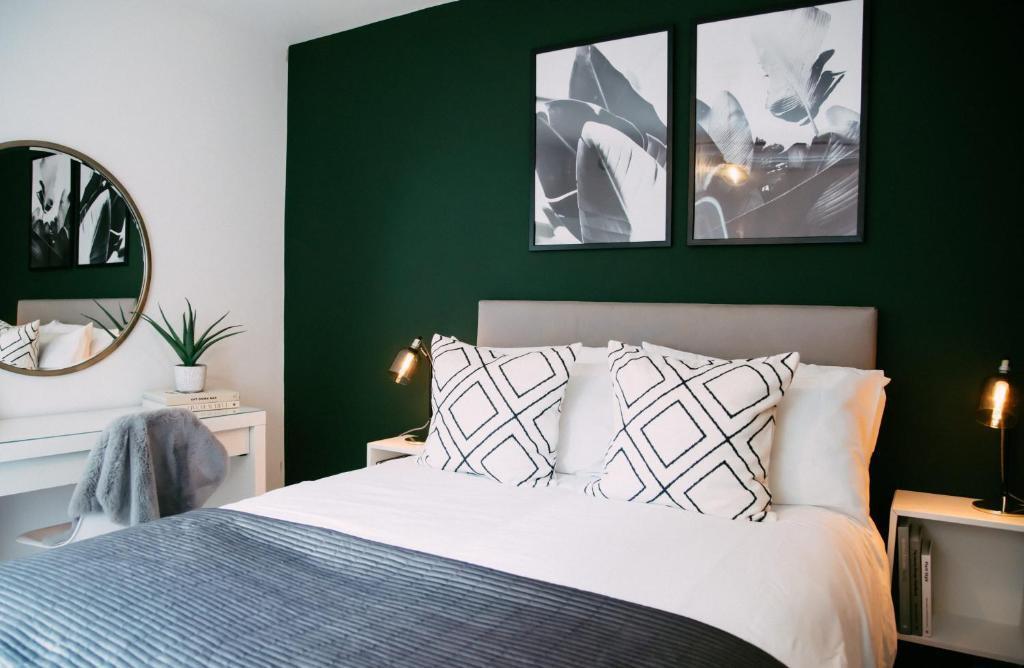 Main image of property: Hamilton Road, Oxford, OX2