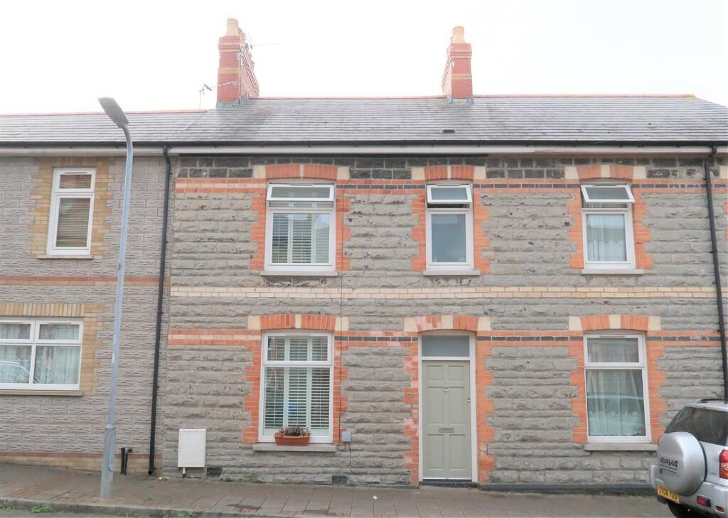 Main image of property: Salop Place, Penarth, The Vale Of Glamorgan, CF64