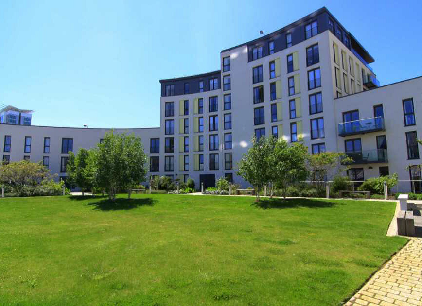 Main image of property: The Hayes, Cardiff, CF10