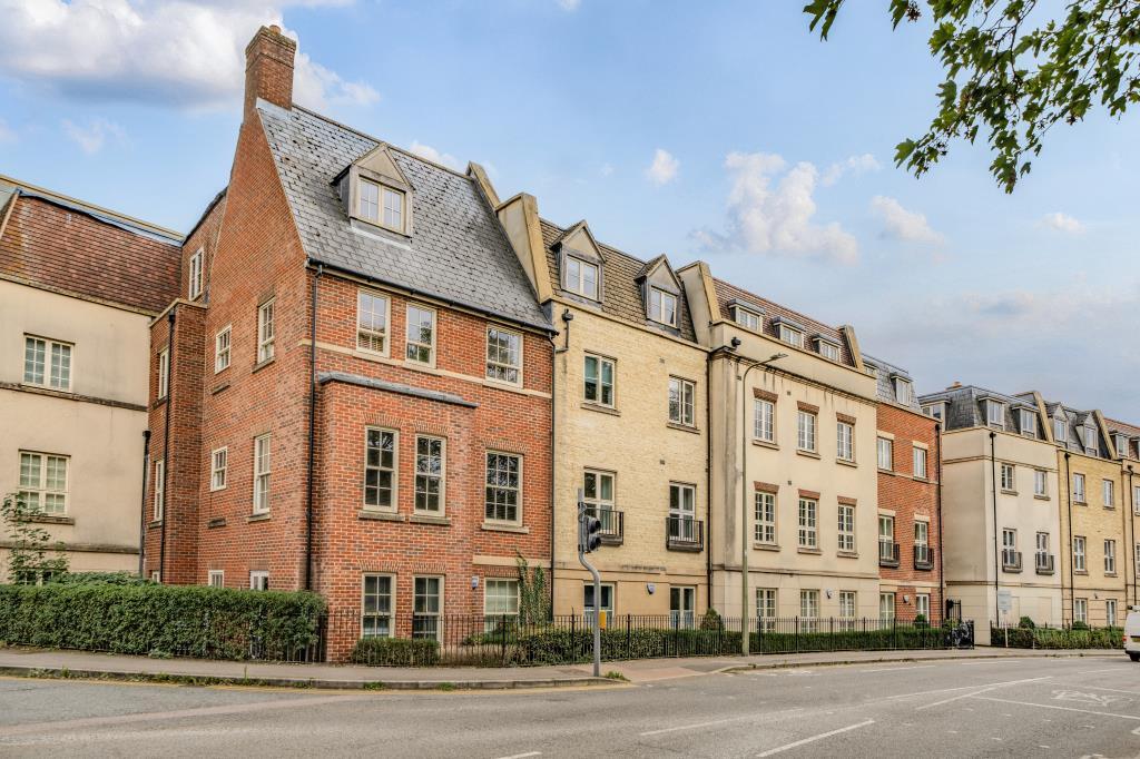 Main image of property: Woodford Way, Witney, OX28