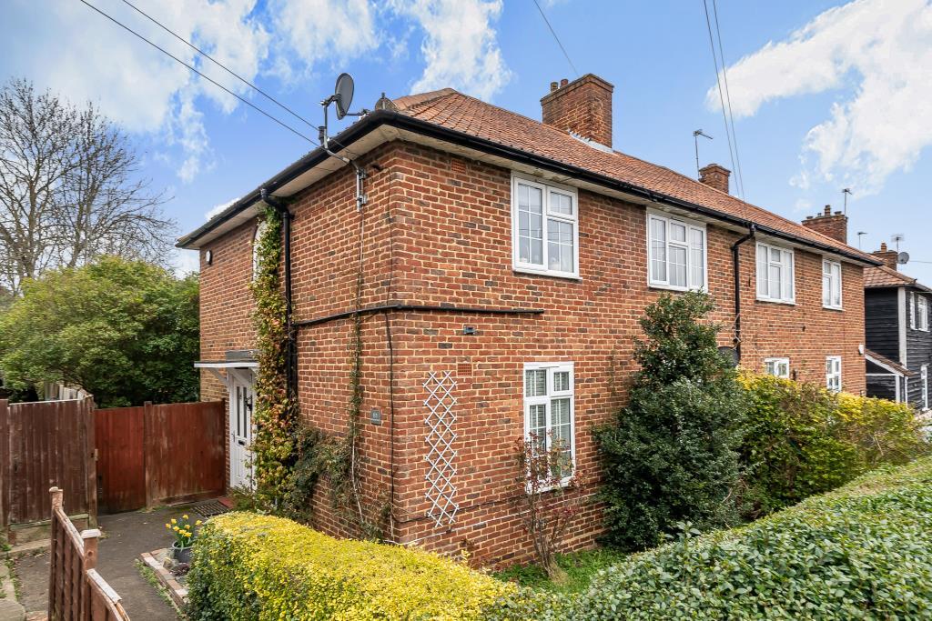 Main image of property: Edgware, Harrow, HA8