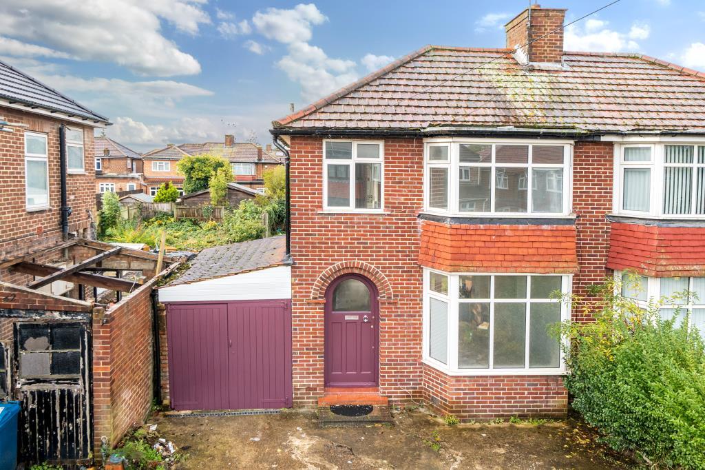 Main image of property: Peareswood Gardens, Stanmore, HA7