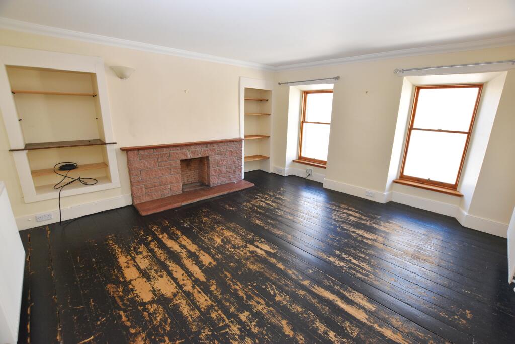 3 bedroom apartment for sale in High Street, Forres, IV36