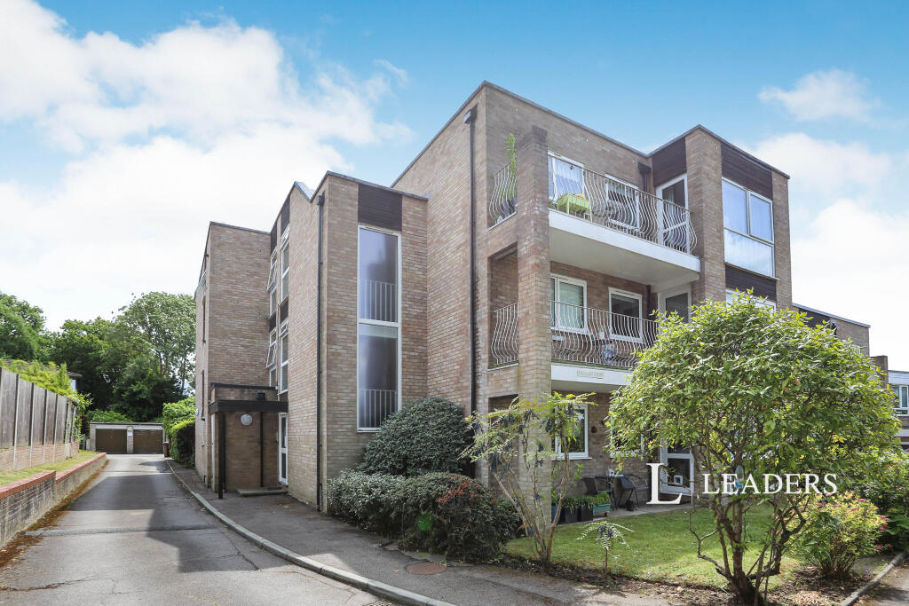Main image of property: Broadway Court, Overbury Avenue, Beckenham, BR3