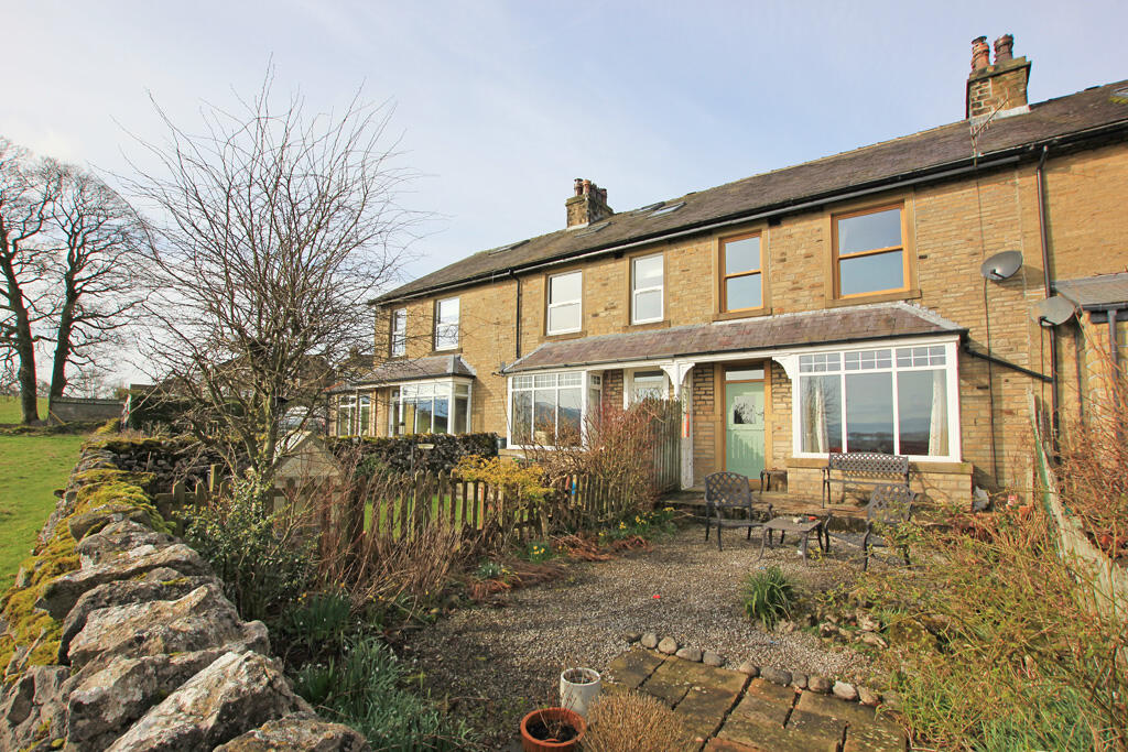 4 bedroom terraced house for sale in 15 Brooklyn, Threshfield, , BD23