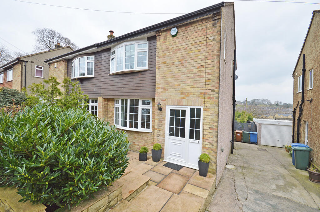 3 bedroom semidetached house for sale in 21 Windsor Avenue, Skipton