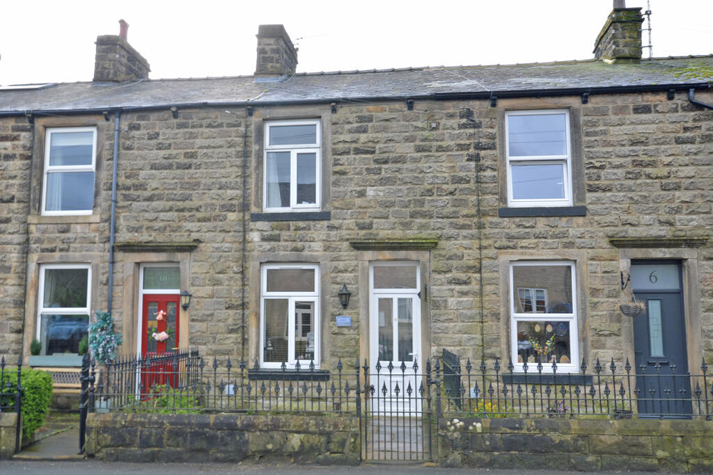 2 bedroom cottage for sale in 8 Main Street, Embsay, , BD23