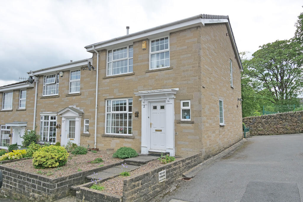 3 bedroom town house for sale in 2 St Stephens Close, Skipton, , BD23