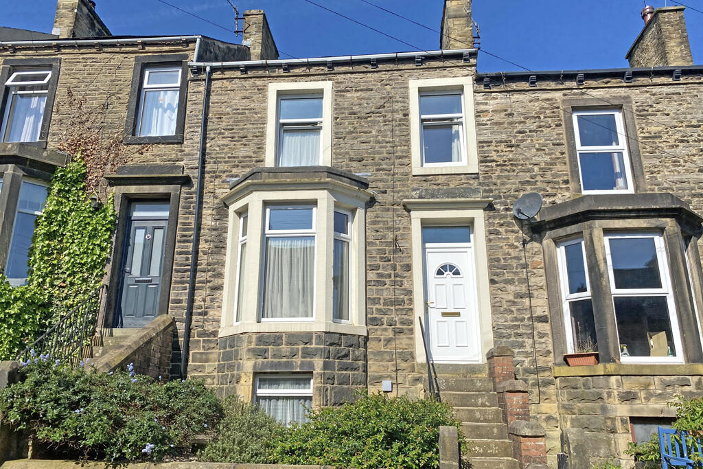 4 bedroom property for sale in 16 Belgrave Street, Skipton, , BD23