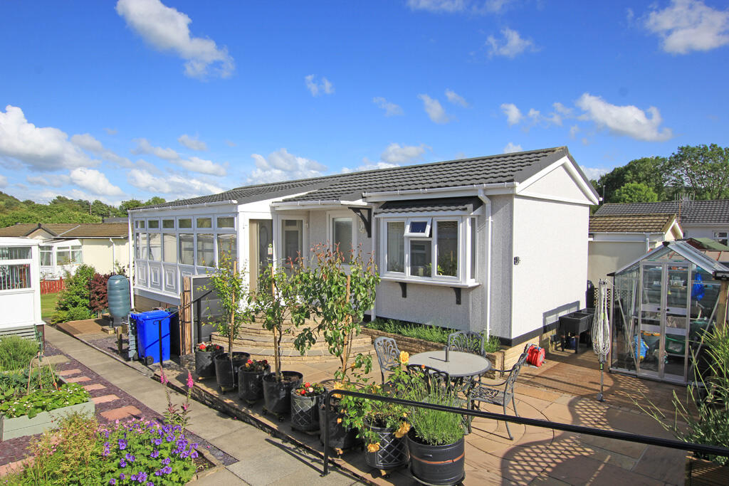 1 bedroom park home for sale in 3 The Green, Overdale Park, Skipton, , BD23