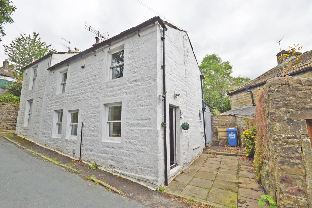 3 bedroom semidetached house for sale in 2 West Lane, Embsay, , BD23