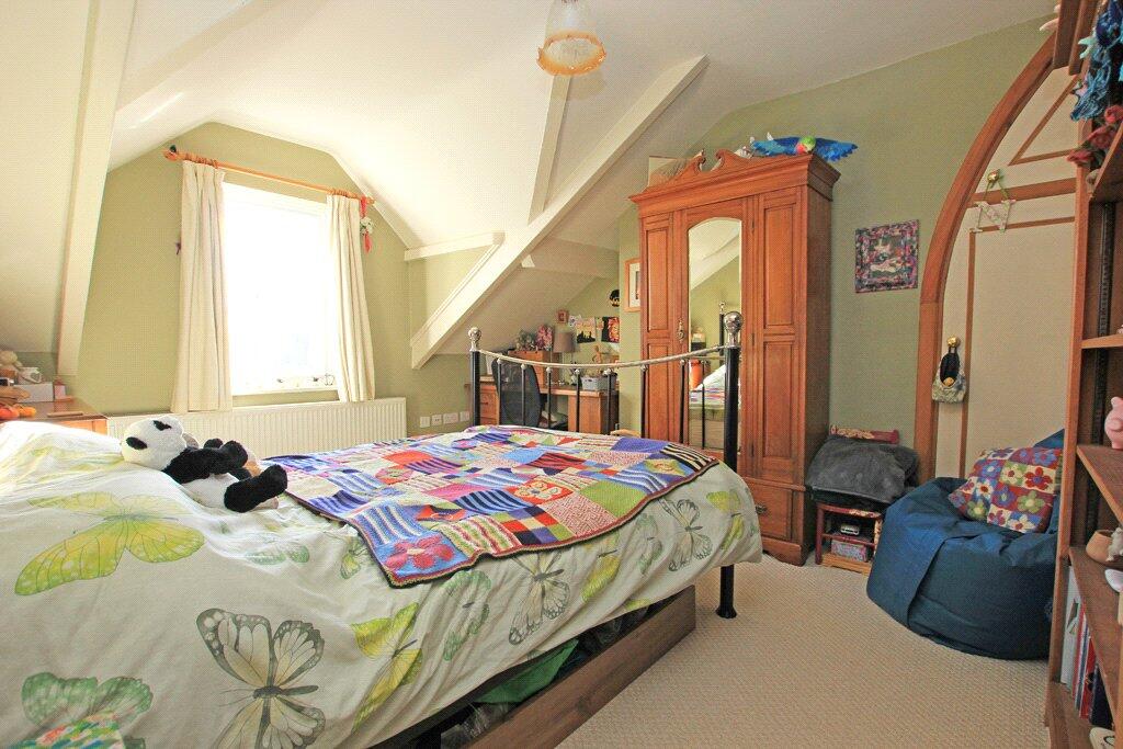Additional property image - 80 Bolton Road, Silsden, Keighley, West Yorkshire, BD20 0JY