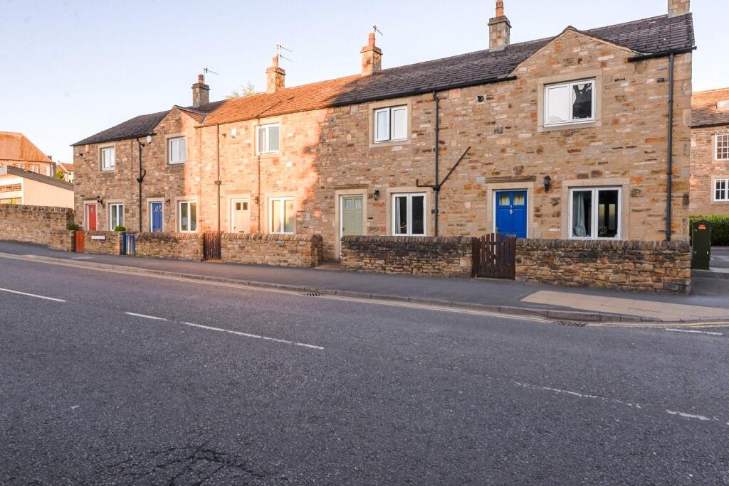 Main image of property: 4 Tufton Place, Skipton, BD23 2UL