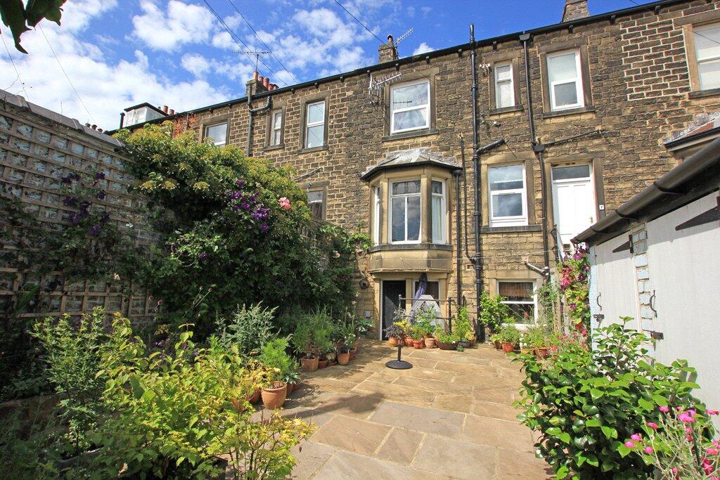 Main image of property: 7 Park Avenue, Gargrave Road, Skipton, BD23 1PN