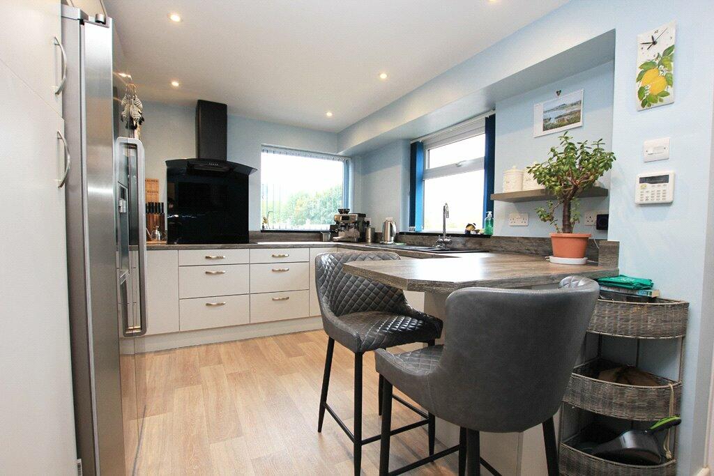 Additional property image - 12 Moor Cresent, Skipton, North Yorkshire, BD23 2LJ