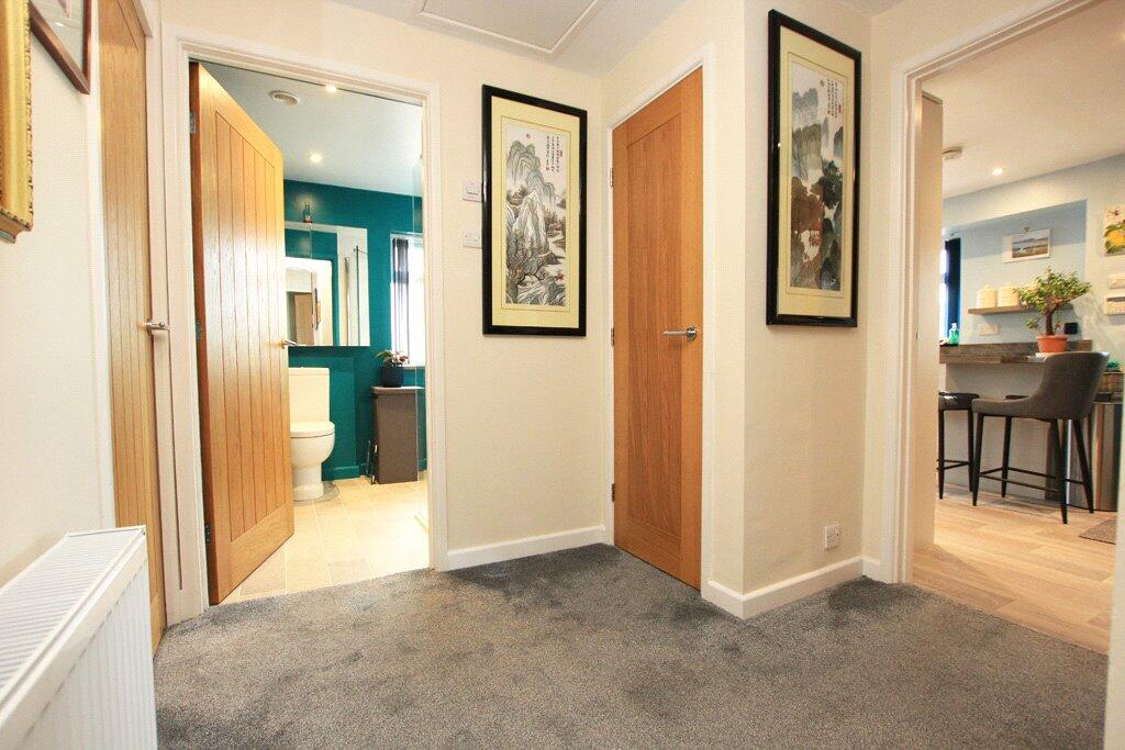 Additional property image - 12 Moor Cresent, Skipton, North Yorkshire, BD23 2LJ