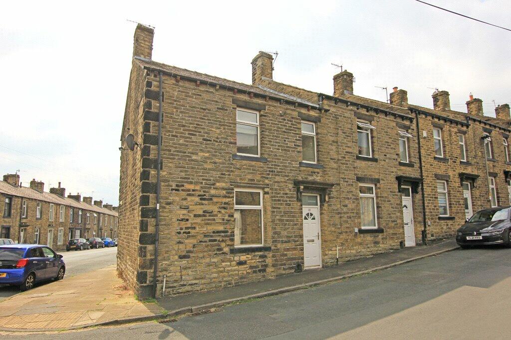 Main image of property: 82 Castle Street, Skipton, BD23 2DJ