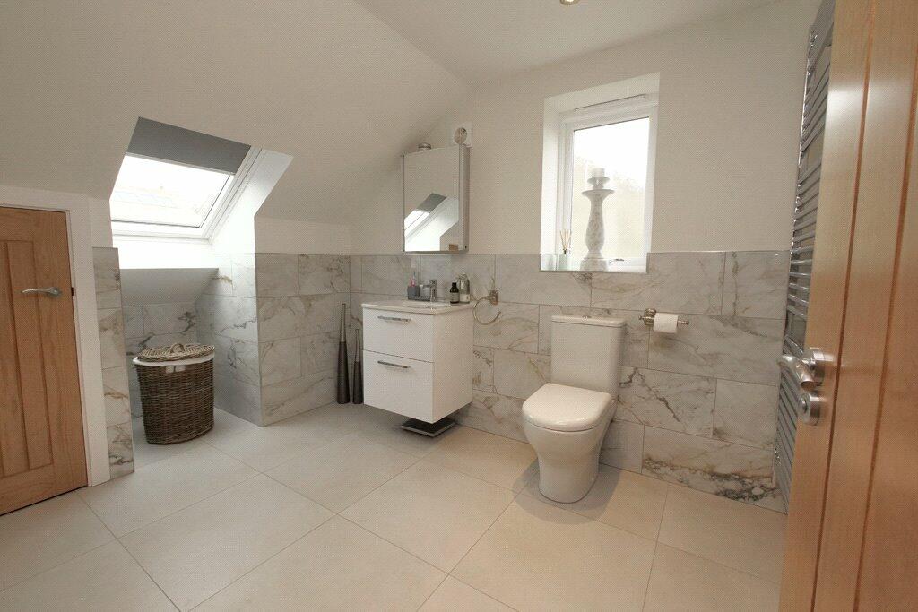Additional property image - 17 Hawks Wood View, Embsay, BD23 6FG