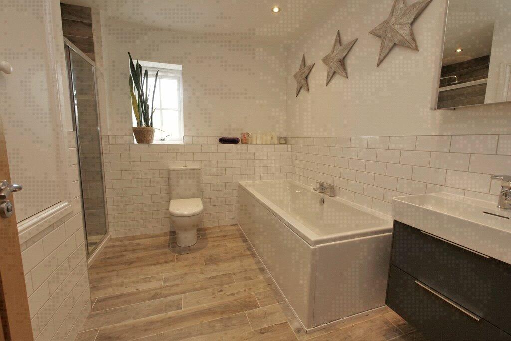 Additional property image - 1 Higher Raikes Close, Skipton, BD23 1FE