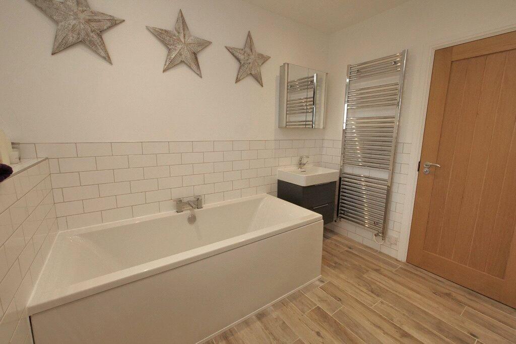 Additional property image - 1 Higher Raikes Close, Skipton, BD23 1FE