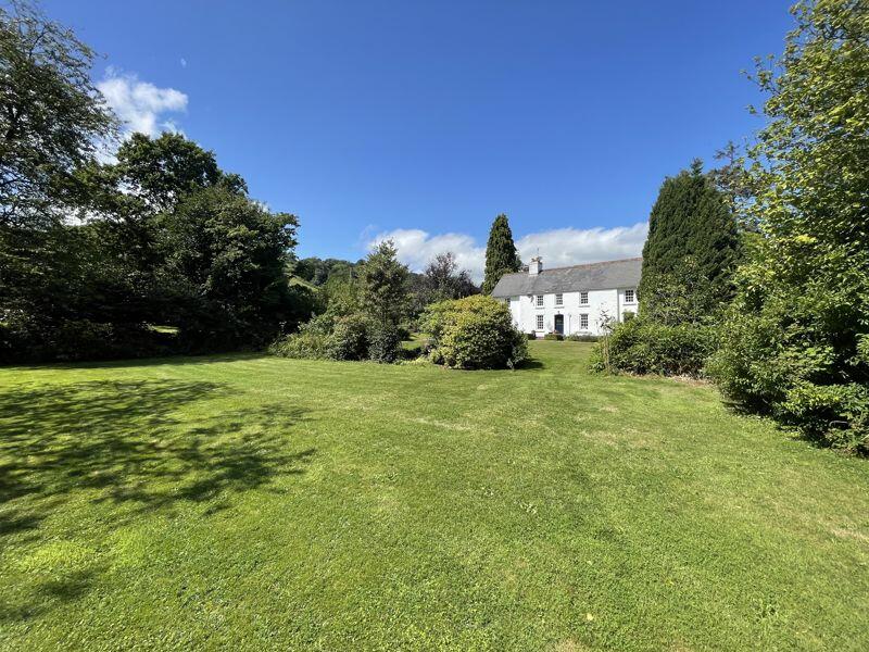 4 bedroom farm house for sale in TroedyRhiw Farm, Twyn Road, Ystrad