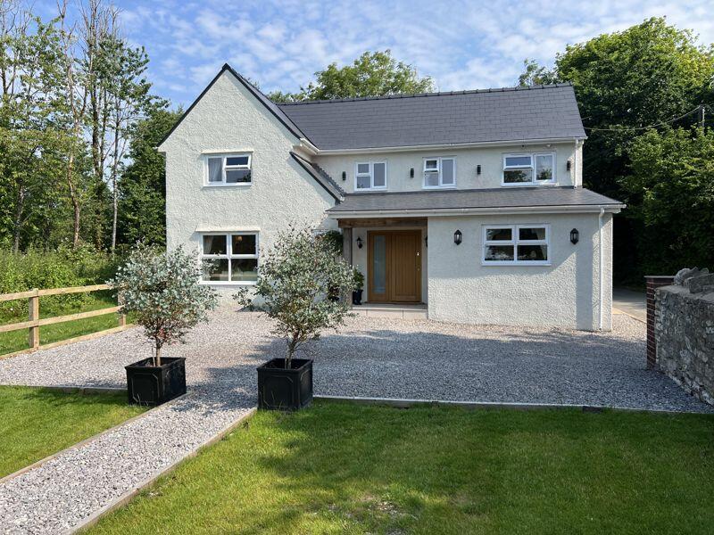 3 bedroom detached house for sale in Pen Y Waun, Heol Y March, Welsh St