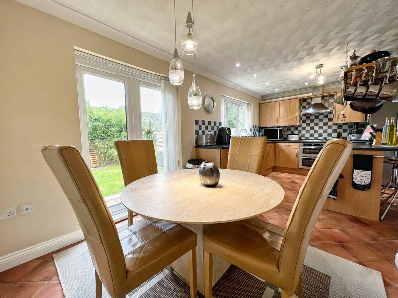 Additional property image - 33 Swyn Y Nant, Tonyrefail, CF39 8FE