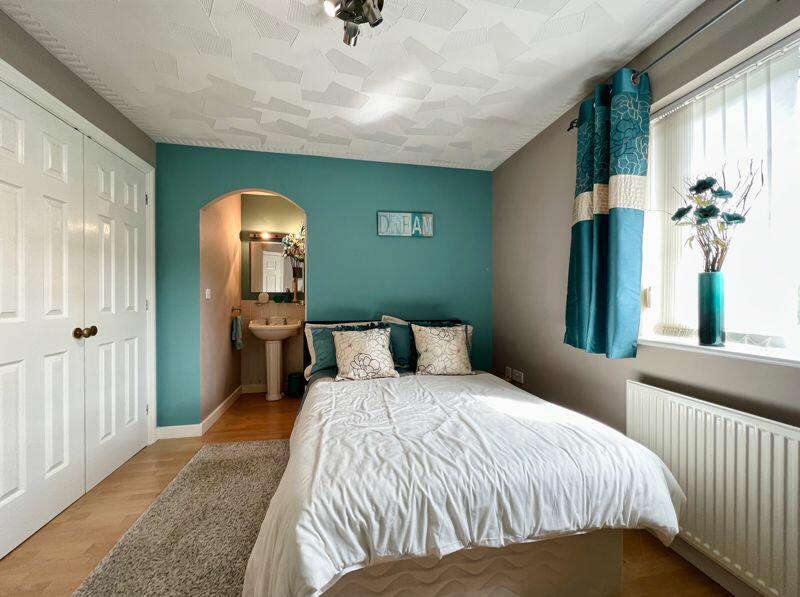 Additional property image - 33 Swyn Y Nant, Tonyrefail, CF39 8FE