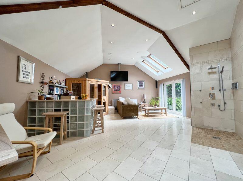 Additional property image - 33 Swyn Y Nant, Tonyrefail, CF39 8FE