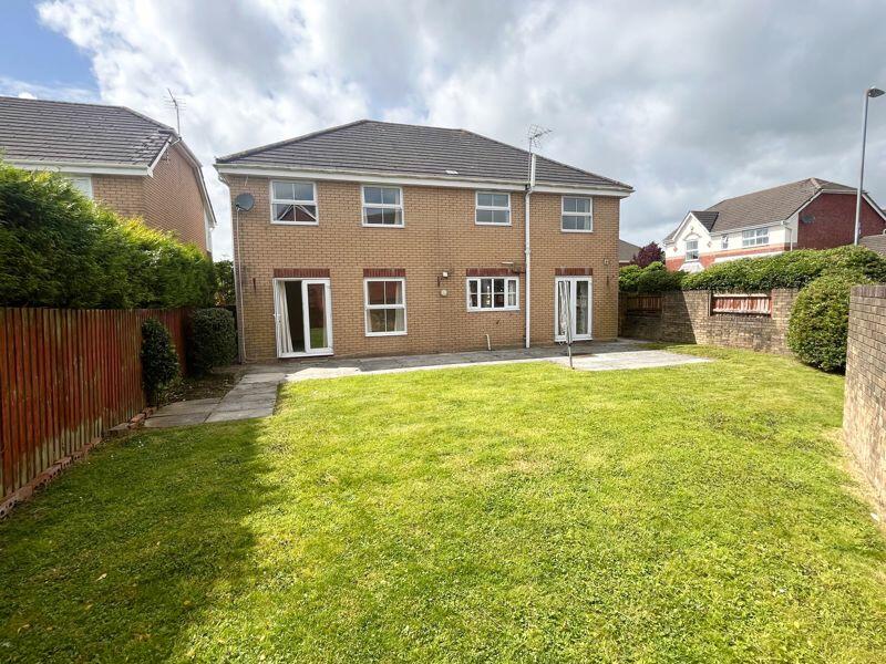 Additional property image - 2 Ffordd Y Dderwen, Ystradowen, CF71 7SG