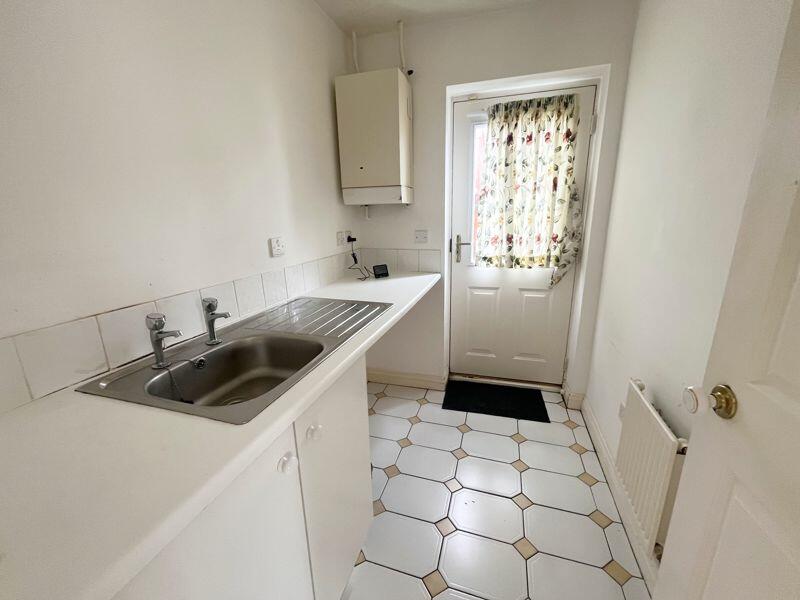 Additional property image - 2 Ffordd Y Dderwen, Ystradowen, CF71 7SG