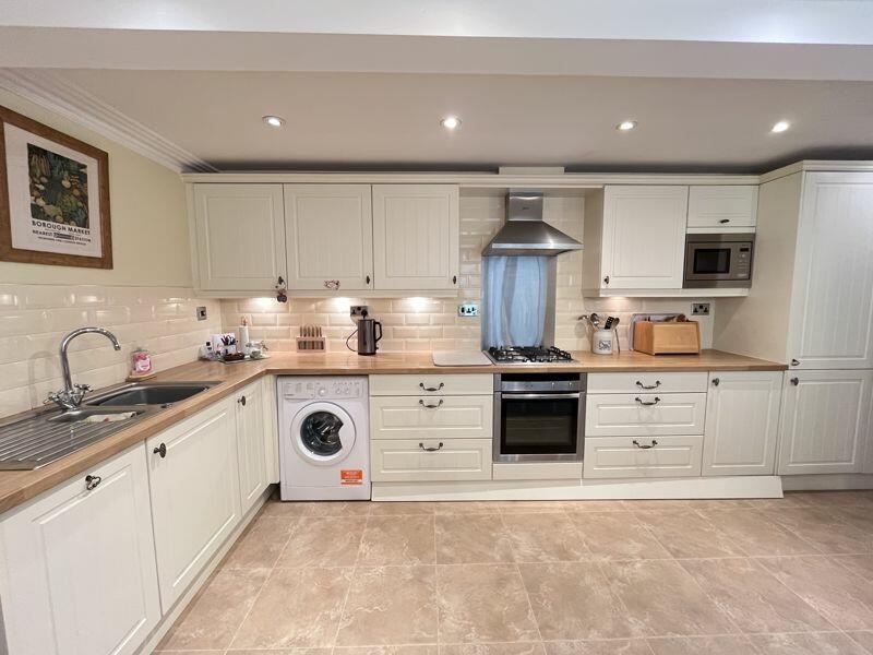 Additional property image - 1 The Manor, Pontyclun CF72 9WT