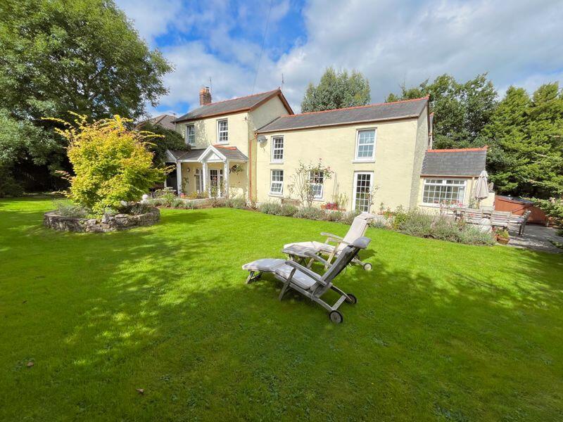 Additional property image - The Elms Farm, Castell Y Mwnws, Llanharry, CF72 9DD