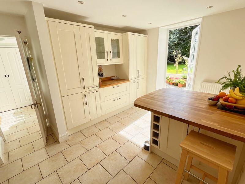 Additional property image - The Elms Farm, Castell Y Mwnws, Llanharry, CF72 9DD