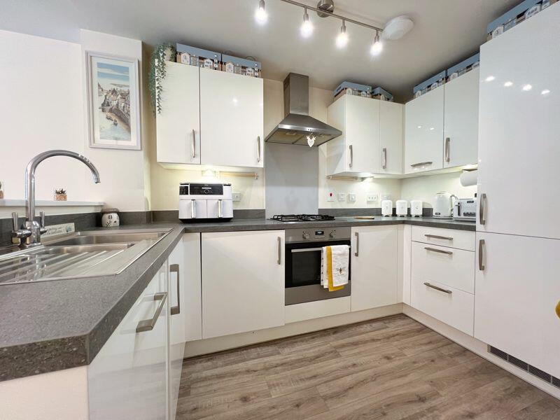 Additional property image - 29 Cae Brewis, Boverton, The Vale of Glamorgan CF61 2AU